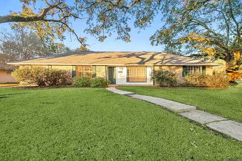 3465 Seracedar, Baton Rouge, LA 70816
