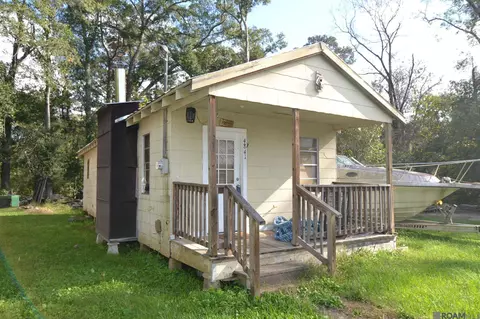 4841 Andrew Jackson Ave, Saint Francisville, LA 70775