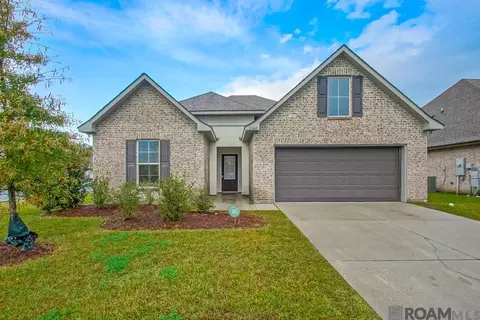 39068 Honorable Oaks Ave, Gonzales, LA 70737