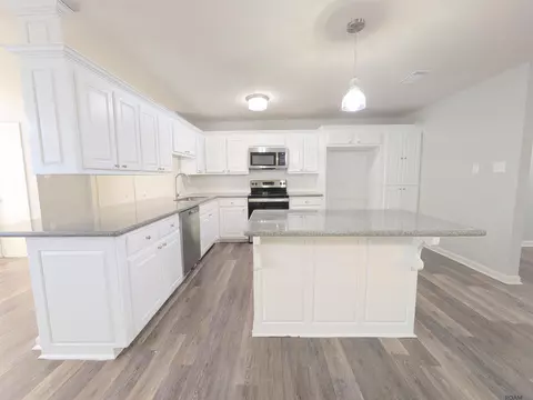 304 Sandra Dr, Baker, LA 70714 photo 16