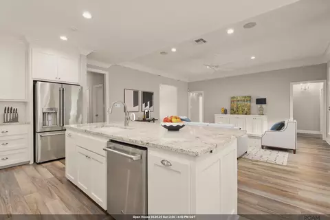 27766 Lakeshore Dr, Walker, LA 70785 photo 1