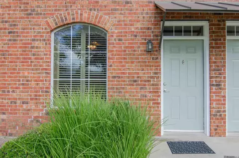 4000 Lake Beau Pre # 142, Baton Rouge, LA 70820