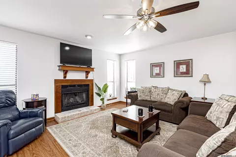 5213 Buttercreek Ln # 4, Baton Rouge, LA 70809