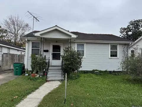 561 Gelpi Ave, Jefferson, LA 70121