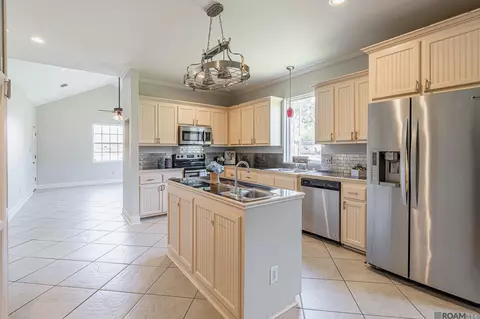 3322 Ontario St, Baton Rouge, LA 70805