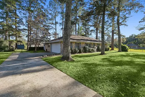 9115 Antioch Rd, Baton Rouge, LA 70817