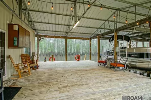 23304 Chene Blanc Ln, Maurepas, LA 70449