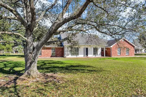 42056 Jamie Rd, Prairieville, LA 70769