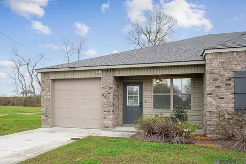 2924 S Roth Ave, Gonzales, LA 70737