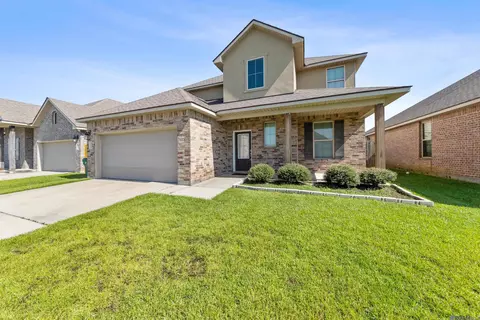 109 Jeanne Picard Dr, Maurice, LA 70555