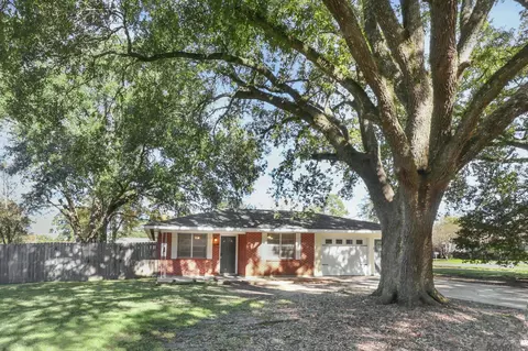 4279 Robert St, Zachary, LA 70791