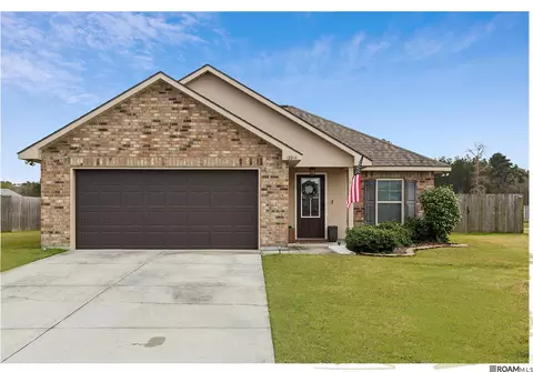 12241 Wilderness Run Dr, Denham Springs, LA 70726
