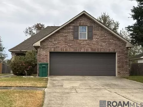 2705 Arceneaux Ave, Zachary, LA 70791