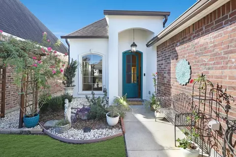 18180 Willow Trail Dr, Baton Rouge, LA 70817