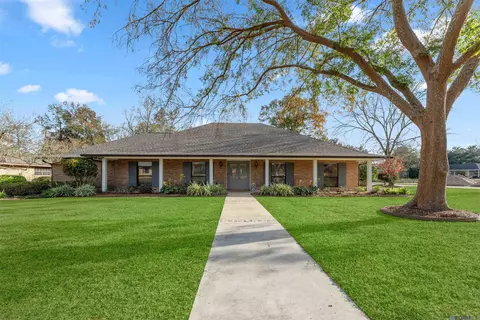 6012 Hibiscus Dr, Baton Rouge, LA 70808