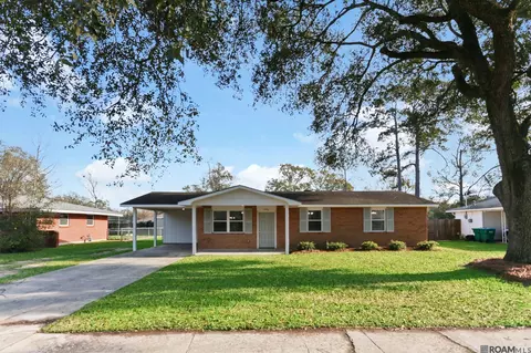 1906 Carolyn Ave, Denham Springs, LA 70726