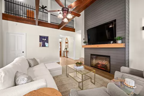 Living - 16198 Blackstone Dr, Pride, LA 70770 photo 3 of 3