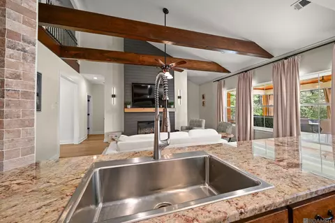 Kitchen - 16198 Blackstone Dr, Pride, LA 70770 photo 2 of 3