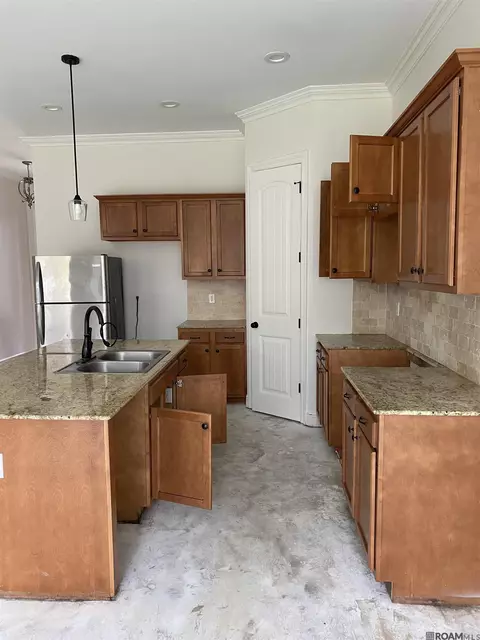 Kitchen - 75455 Trinchard Rd, Covington, LA 70435 photo 2 of 3