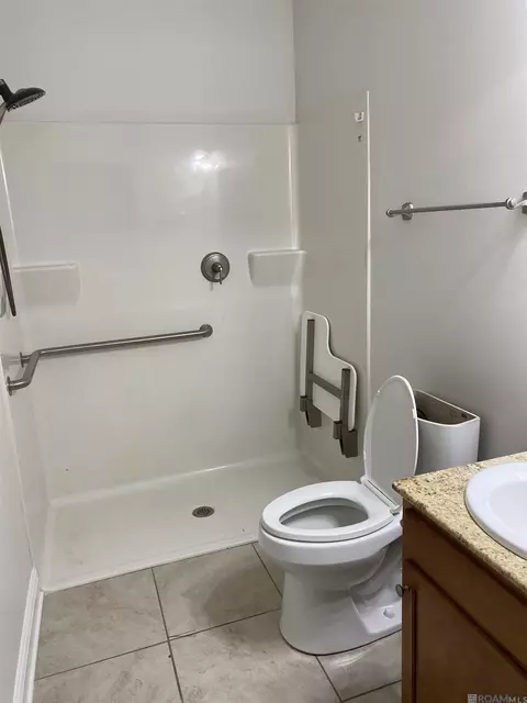 Bath - 75455 Trinchard Rd, Covington, LA 70435 photo 2 of 2