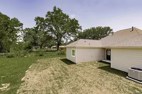 Exterior - 907 Sinbad St, Baker, LA 70714 photo 3 of 5