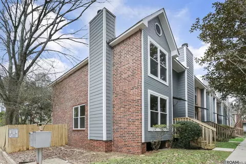 16 Stokes Ct, Baton Rouge, LA 70808
