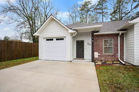 9900 Country Club Dr # 8-A, Denham Springs, LA 70726
