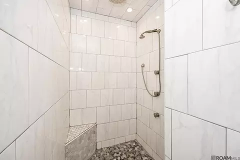 Bath - 17267 Lavell Rd, Pride, LA 70770 photo 1 of 3