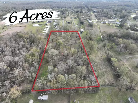 10466 John Savoy Rd, Saint Amant, LA 70774