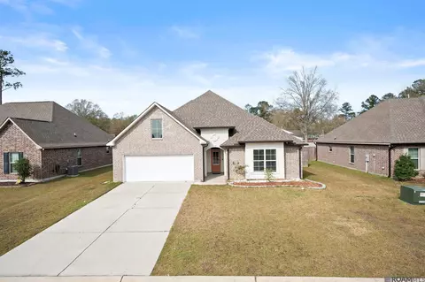 14225 Springbuck Dr, Denham Springs, LA 70726