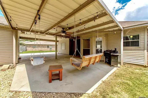 Exterior - 12743 Roe Dr, Walker, LA 70785 photo 1 of 5