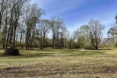 6624 Joe Daniel Rd, Saint Francisville, LA 70775