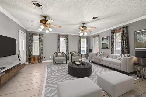 1328 Silverwood Dr, Baton Rouge, LA 70807
