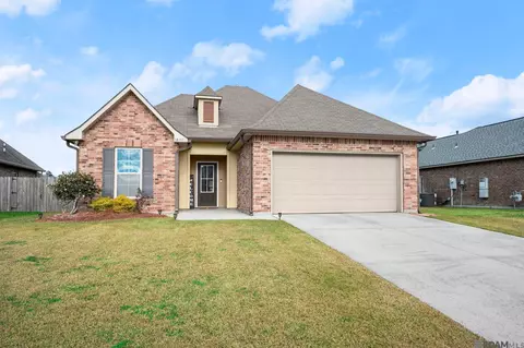 23175 Christmas Dr, Denham Springs, LA 70726