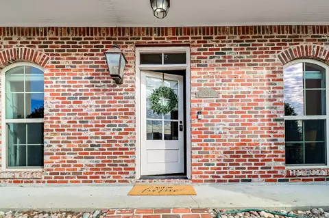 13019 N Vieux Carre Cir, Baton Rouge, LA 70818
