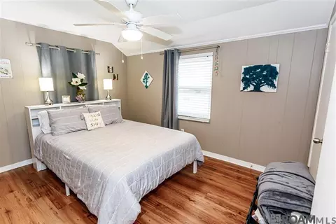 Bedroom - 32786 Cypress Dr, Springfield, LA 70462 photo 2 of 3
