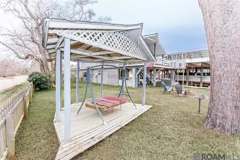 Exterior - 32786 Cypress Dr, Springfield, LA 70462 photo 6 of 6