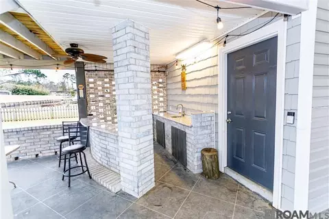 Exterior - 32786 Cypress Dr, Springfield, LA 70462 photo 5 of 6