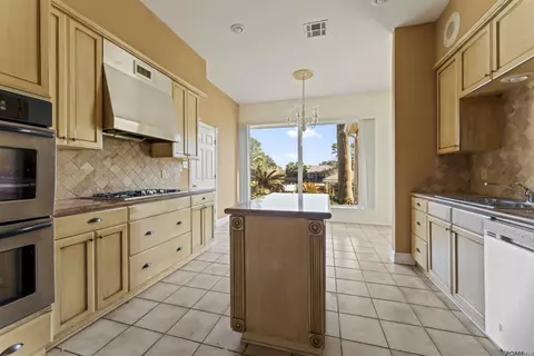 Kitchen - 26 Inlet Cove Loop, Slidell, LA 70458 photo 2 of 3