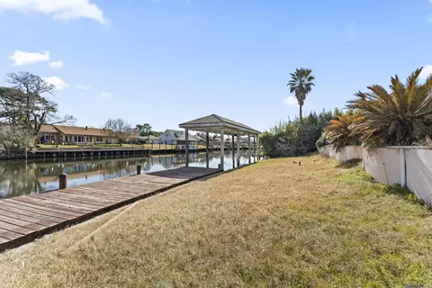 Exterior - 26 Inlet Cove Loop, Slidell, LA 70458 photo 7 of 8