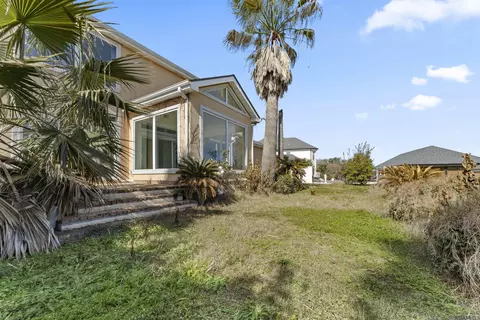 Exterior - 26 Inlet Cove Loop, Slidell, LA 70458 photo 5 of 8