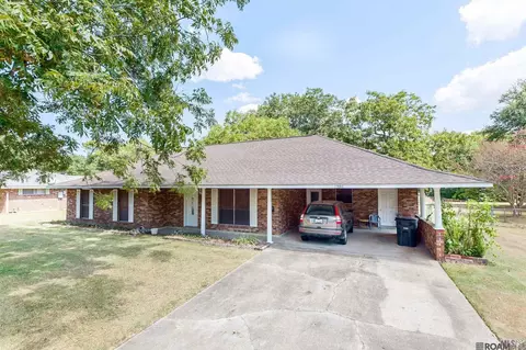 1386 Hermosa Dr, Baton Rouge, LA 70815