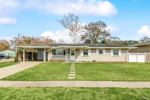 4117 Purdue Dr, Metairie, LA 70003