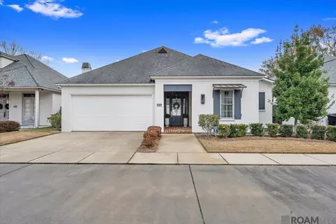 1034 Club Pl, Baton Rouge, LA 70810