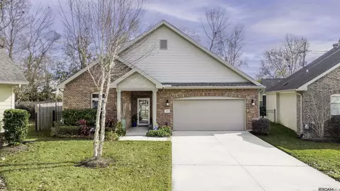7111 Village Charmant # 51, Baton Rouge, LA 70809