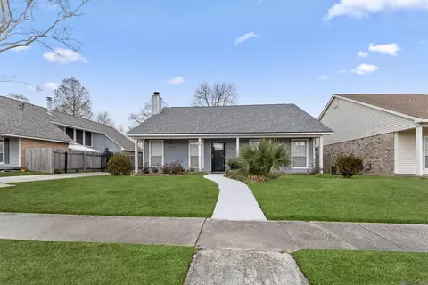 13527 Parwood Ave, Baton Rouge, LA 70816