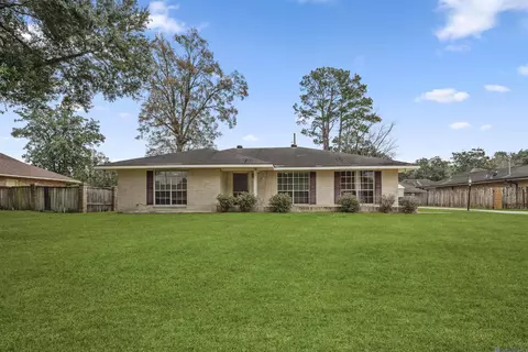 57715 Mcclung St, Plaquemine, LA 70764