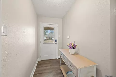 Entry Way - 29160 Peggy Dr, Walker, LA 70785 photo 1 of 1