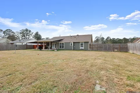 Exterior - 29160 Peggy Dr, Walker, LA 70785 photo 4 of 5