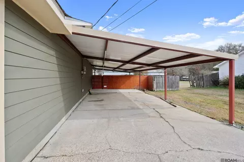 Exterior - 29160 Peggy Dr, Walker, LA 70785 photo 2 of 5